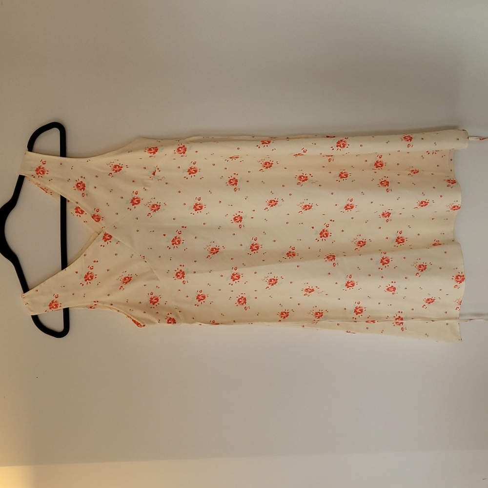 NWT - LYWM WOMAN V-Neck Tea Dress/Slip S-M